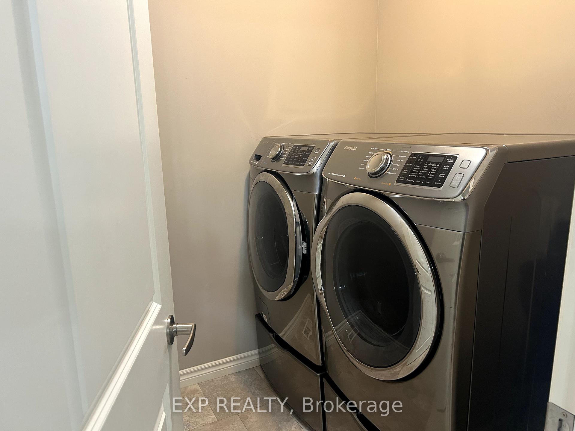 Photo 7 of 23 Glenview Crescent, Belleville, Belleville Ward — HOMEH