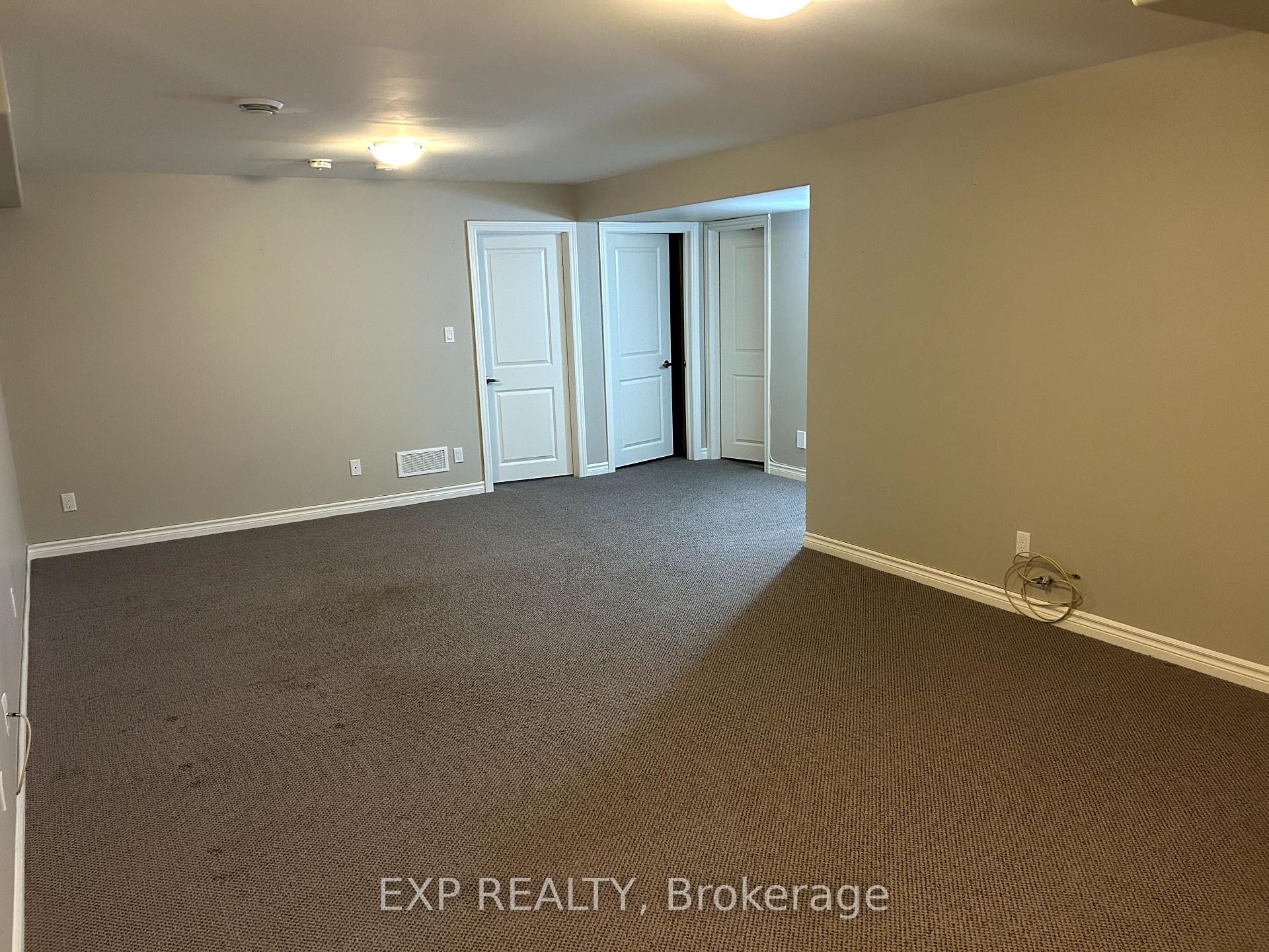 Photo 10 of 23 Glenview Crescent, Belleville, Belleville Ward — HOMEH