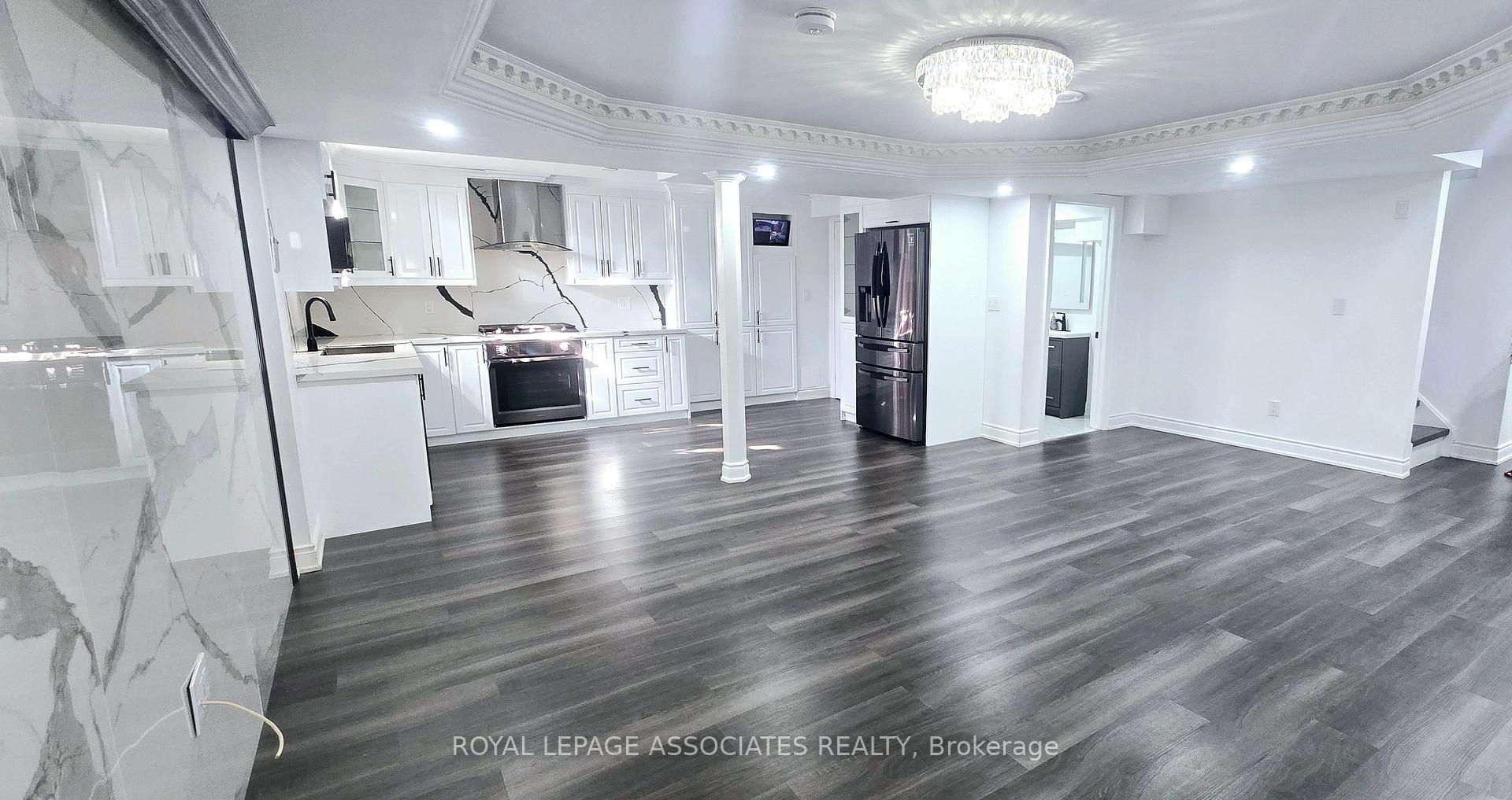 Photo 3 of 136 Smoothwater Terrace, Markham, Box Grove — HOMEH