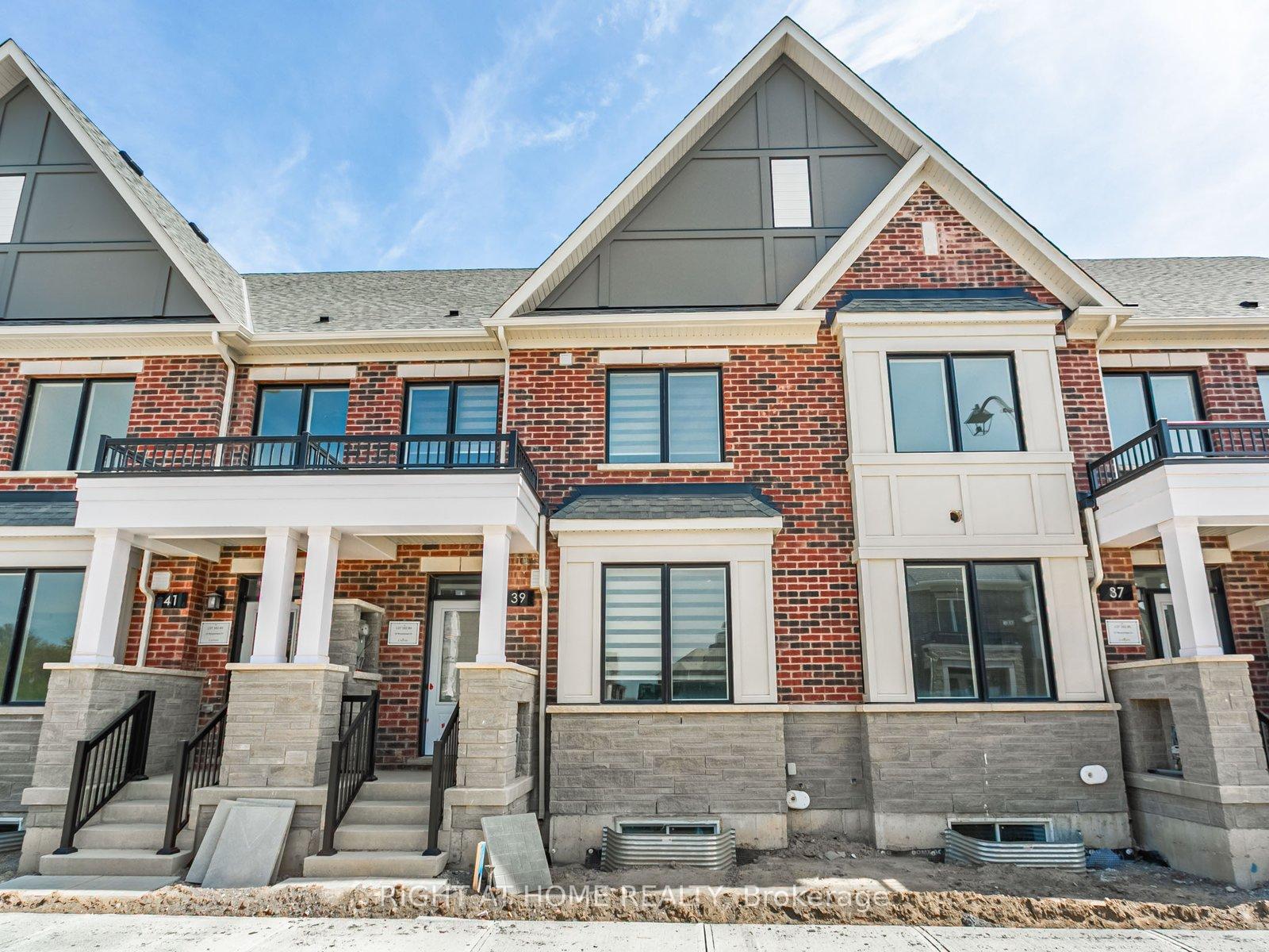 Photo 1 of 39 Moosehead Drive, Brampton, Northwest Brampton — HOMEH