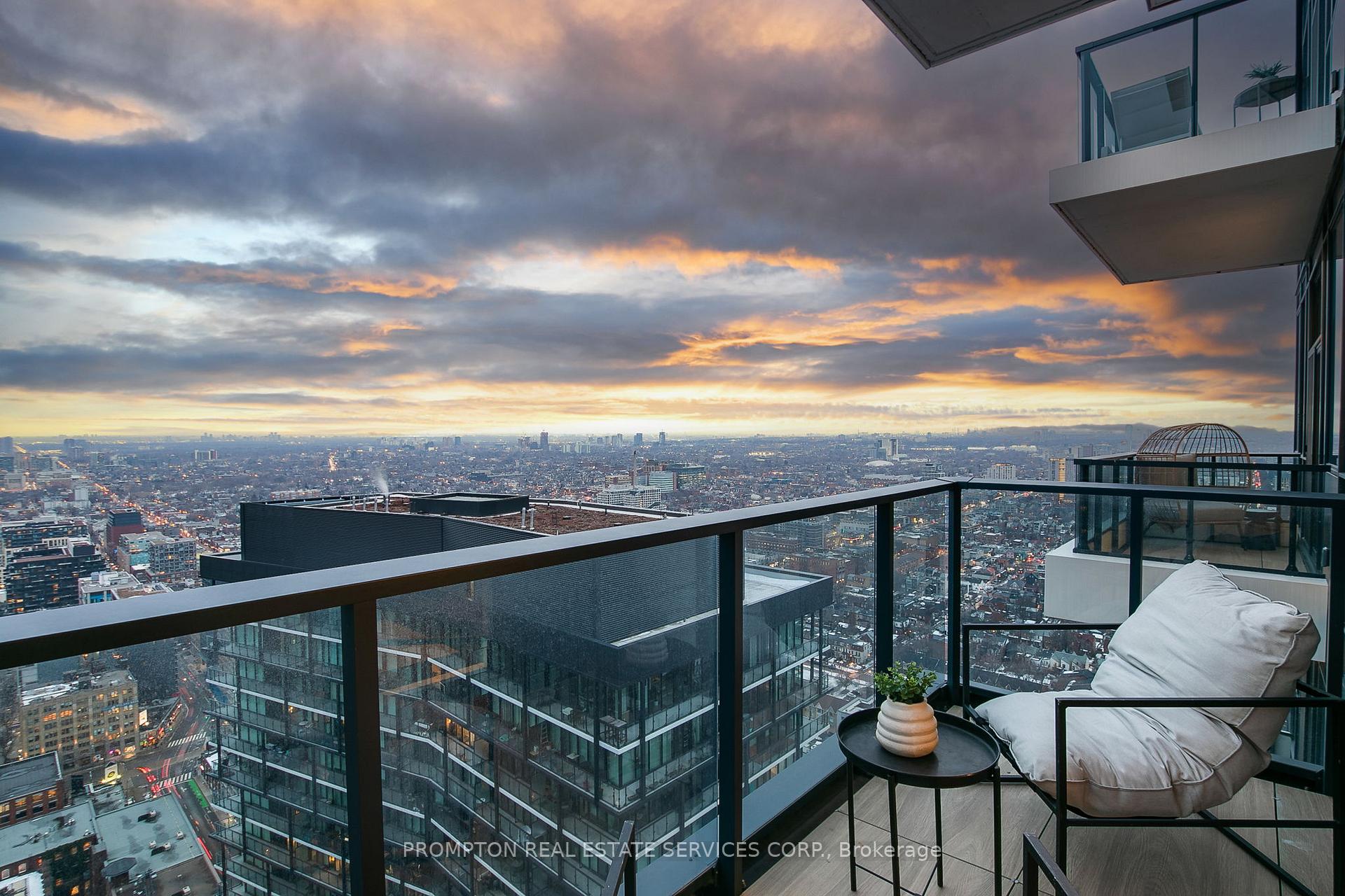 Photo 9 of Unit PH 5110, 38 Widmer Street, Toronto, Waterfront Communities — HOMEH