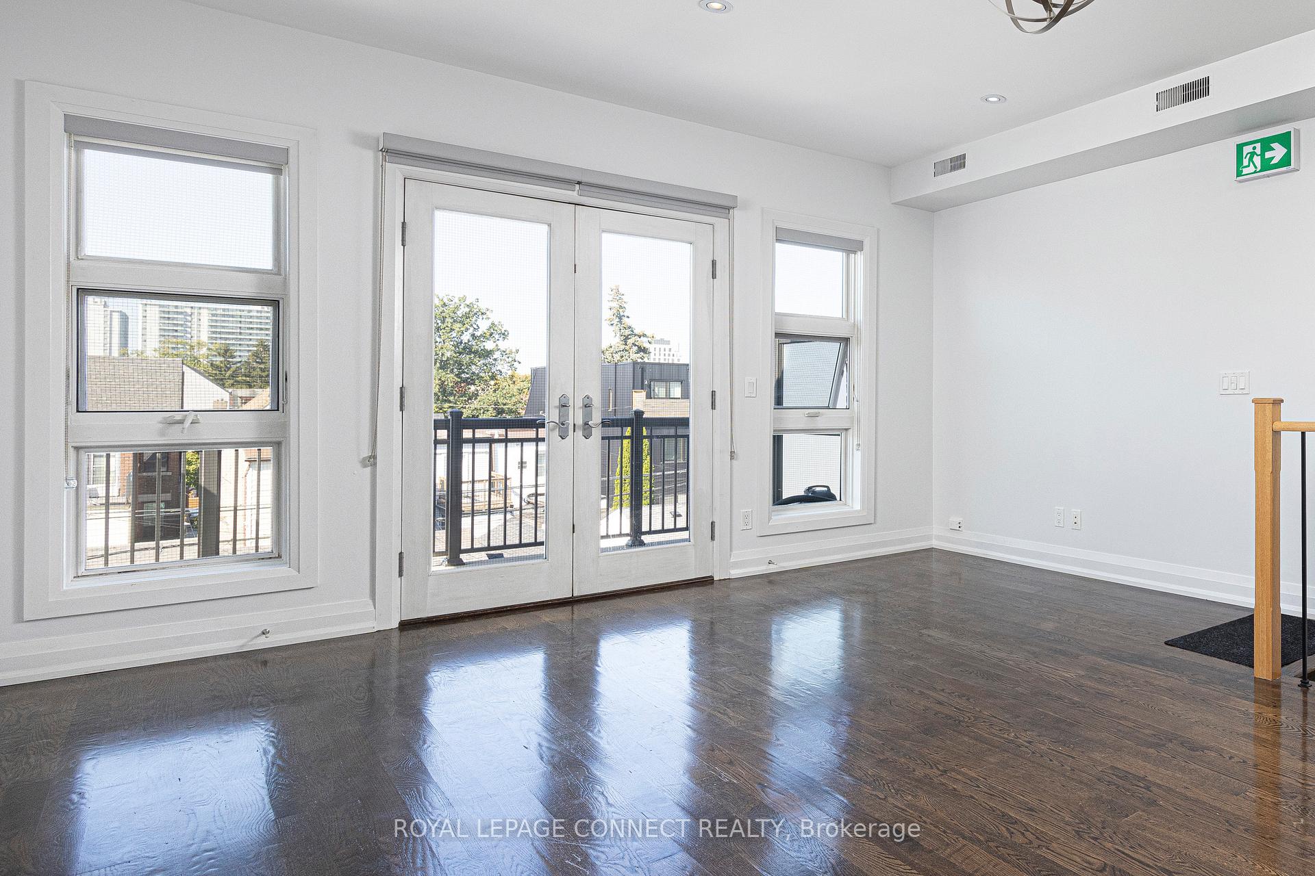 Photo 9 of Unit 3rd, 690 Shaw Street, Toronto, Palmerston-Little Italy — HOMEH