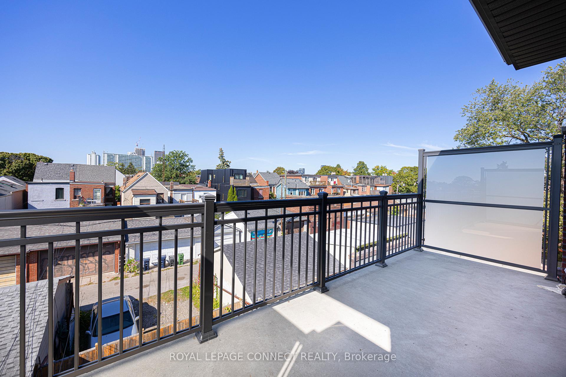 Photo 12 of Unit 3rd, 690 Shaw Street, Toronto, Palmerston-Little Italy — HOMEH