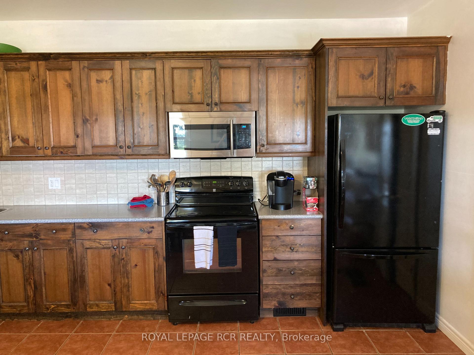 Photo 8 of Unit Unit A, 5997 5th Line, Essa, Rural Essa — HOMEH