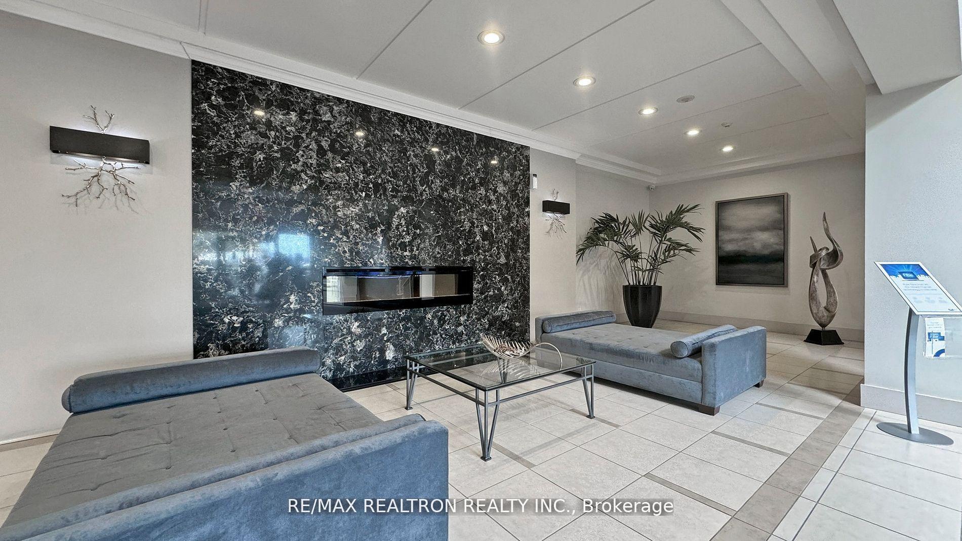 Photo 2 of Unit 309, 60 Disera Drive, Vaughan, Beverley Glen — HOMEH