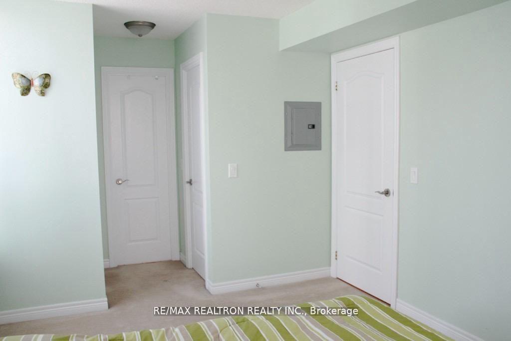 Photo 4 of Unit 309, 60 Disera Drive, Vaughan, Beverley Glen — HOMEH