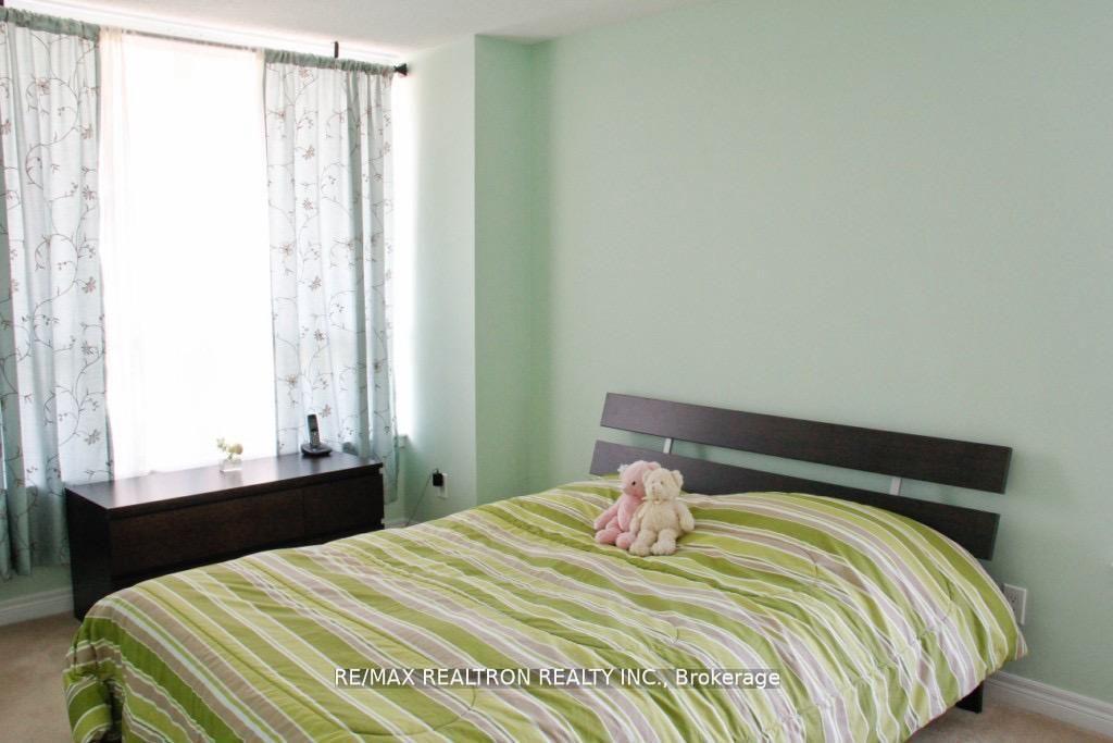 Photo 13 of Unit 309, 60 Disera Drive, Vaughan, Beverley Glen — HOMEH