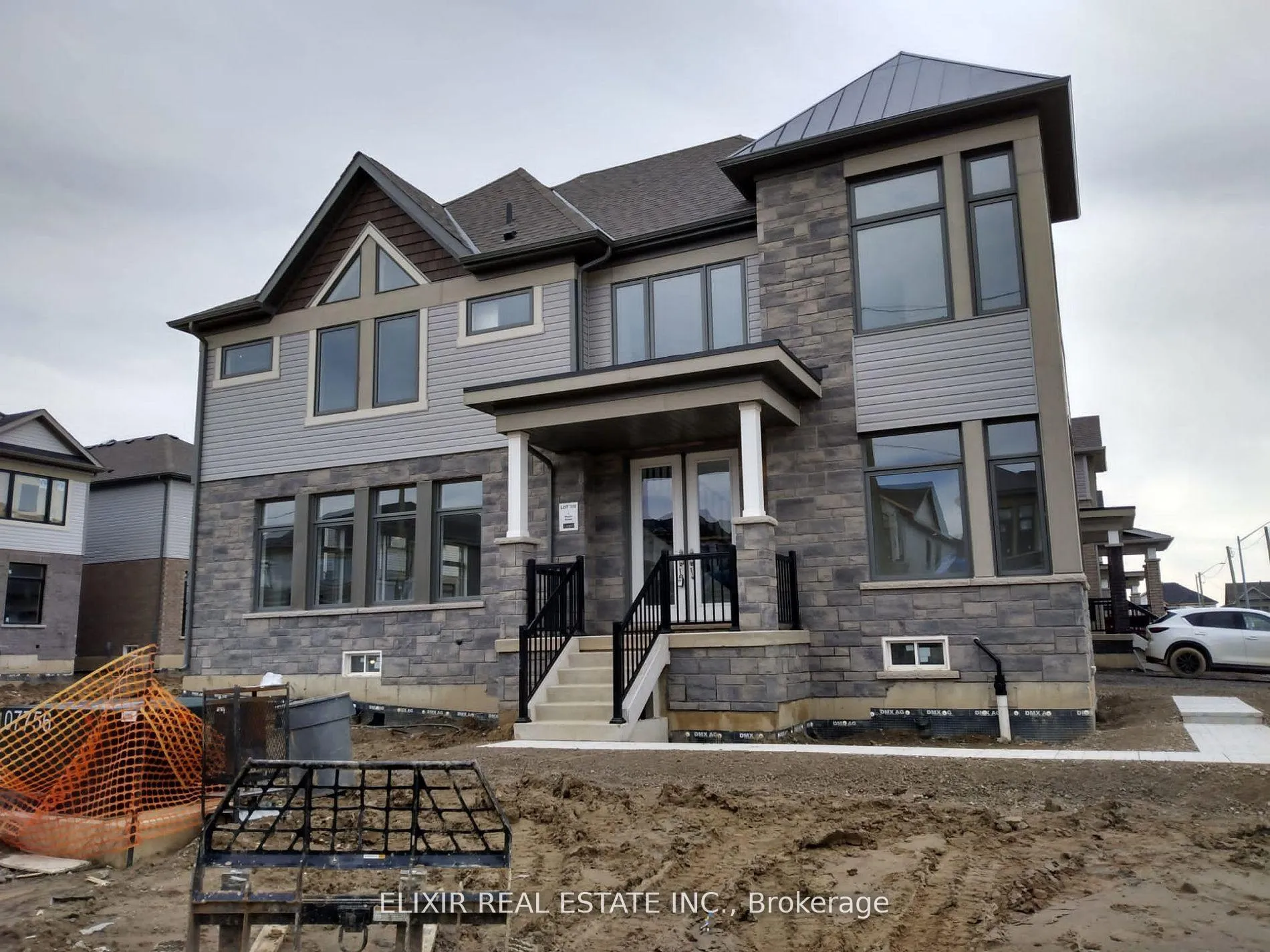 Photo 2 of 3 Weylie Street E, Hamilton, Mount Hope — HOMEH