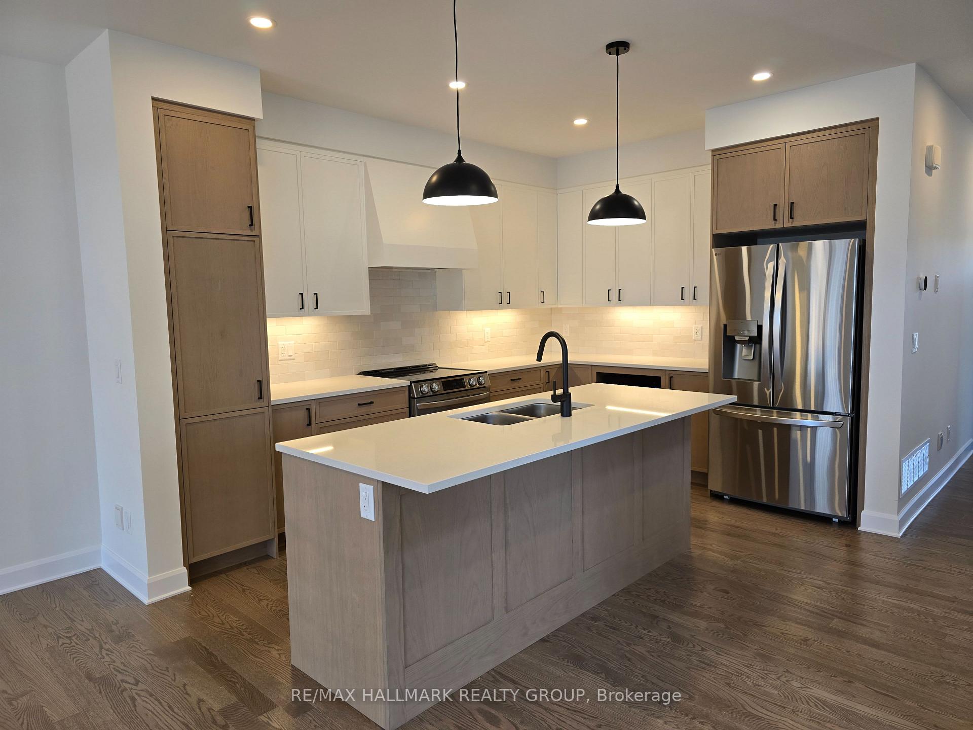 Photo 10 of 1328 Whitlow Grass Way, Ottawa, Kanata - Rural Kanata (Central) — HOMEH