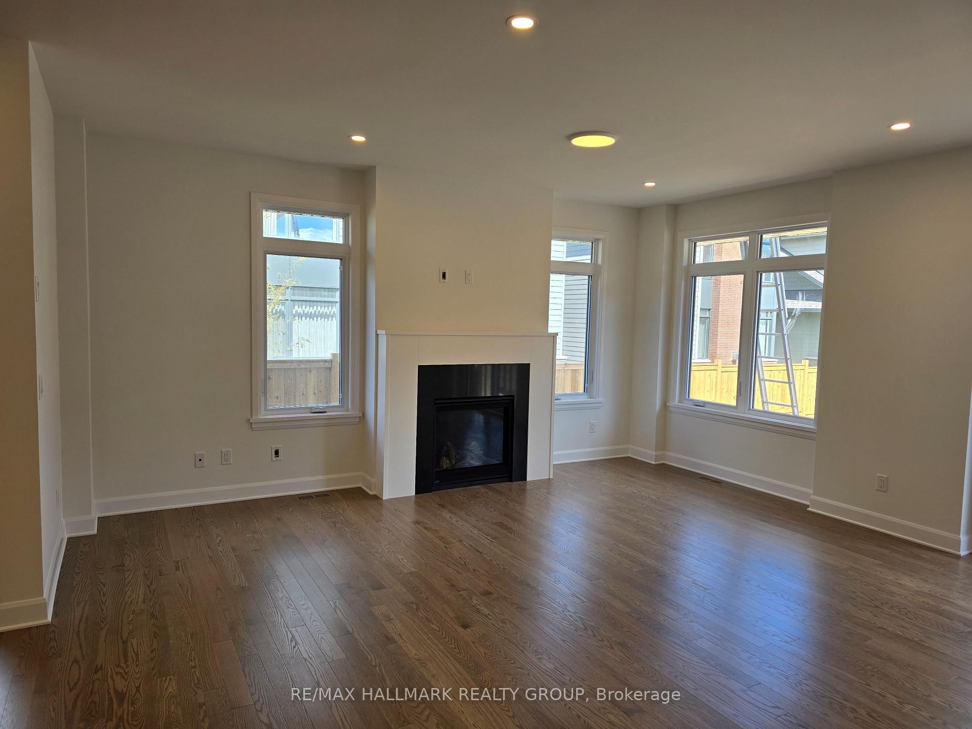 Photo 9 of 1328 Whitlow Grass Way, Ottawa, Kanata - Rural Kanata (Central) — HOMEH