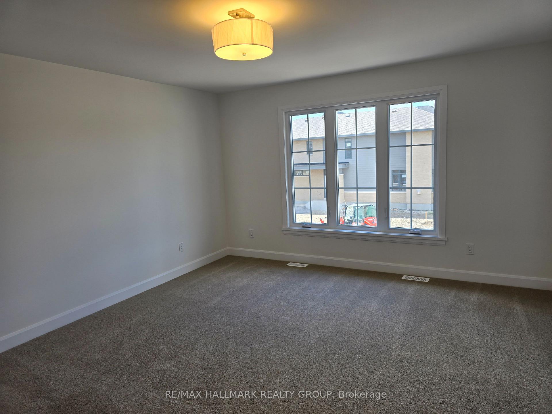 Photo 15 of 1328 Whitlow Grass Way, Ottawa, Kanata - Rural Kanata (Central) — HOMEH