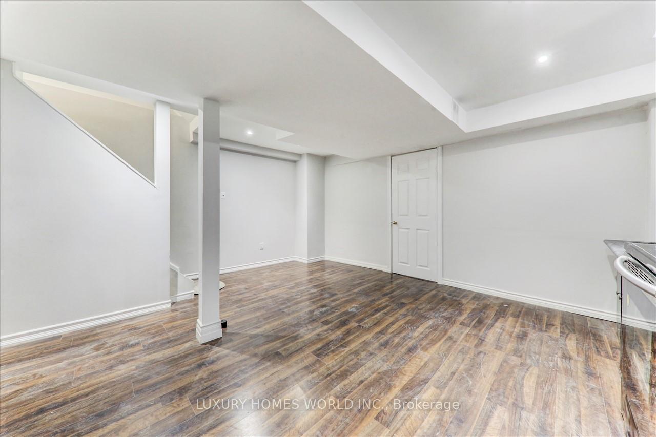 Photo 4 of 81 Charles Brown (BSMT) Road, Markham, Cedarwood — HOMEH