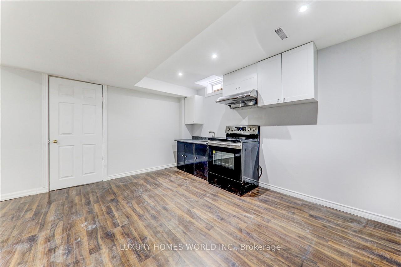 Photo 5 of 81 Charles Brown (BSMT) Road, Markham, Cedarwood — HOMEH