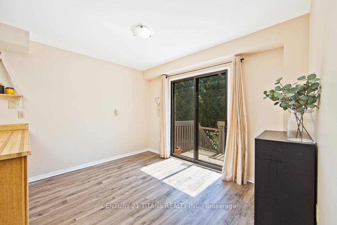Photo 2 of 75 Cornwall Drive, Ajax, Central — HOMEH
