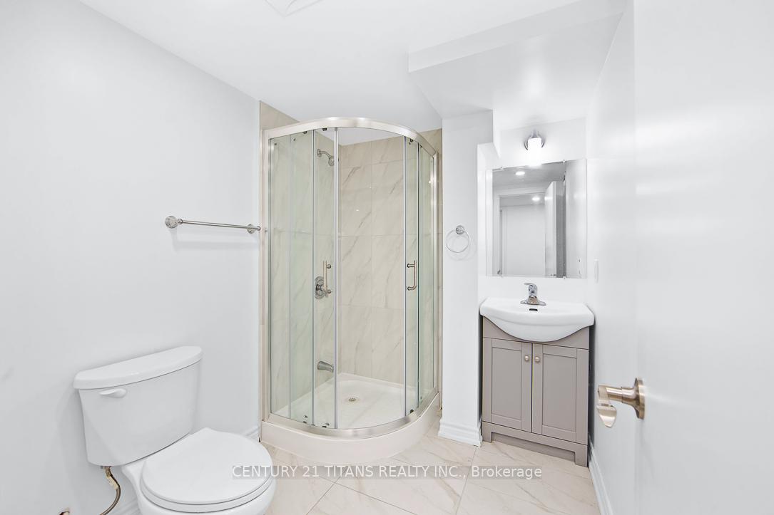 Photo 19 of 75 Cornwall Drive, Ajax, Central — HOMEH