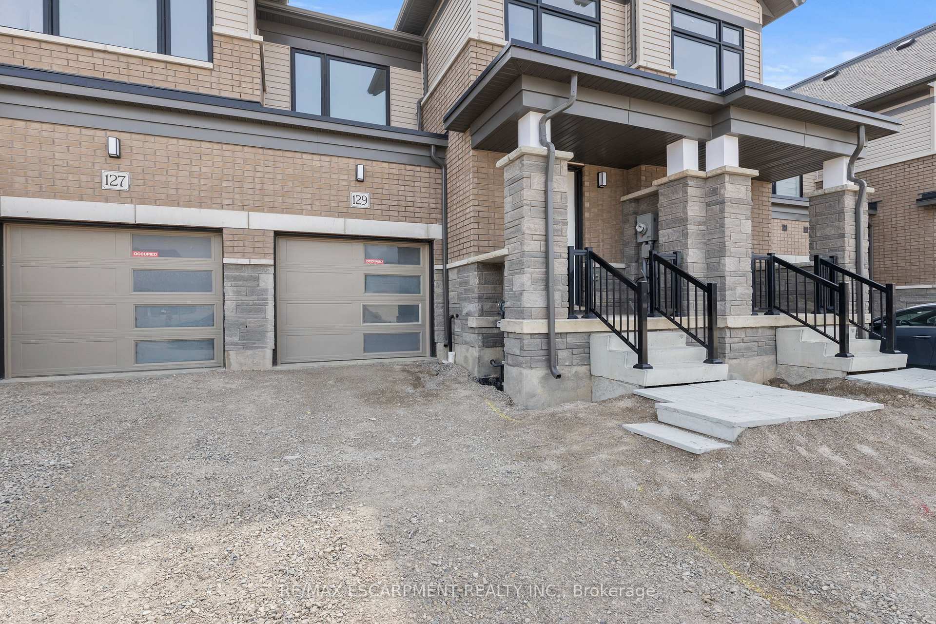 Photo 3 of 129 Alway Road, Hamilton, Binbrook — HOMEH