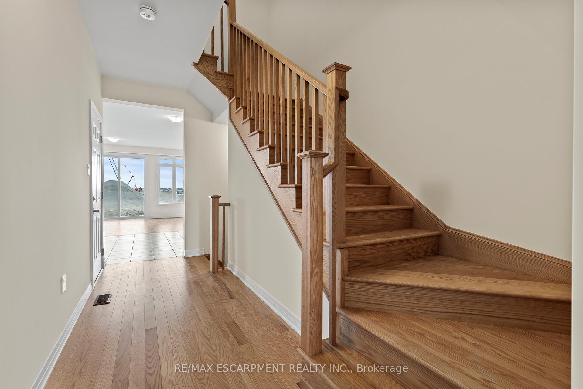 Photo 11 of 129 Alway Road, Hamilton, Binbrook — HOMEH