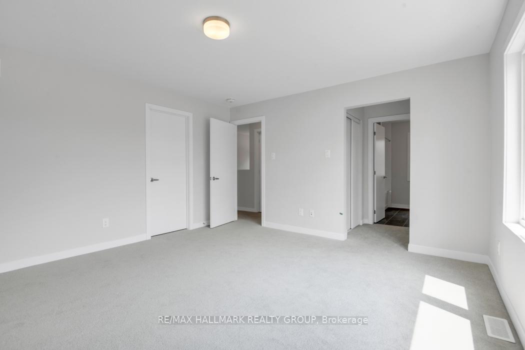 Photo 13 of 163 Conservancy Drive, Ottawa, Barrhaven - Heritage Park — HOMEH