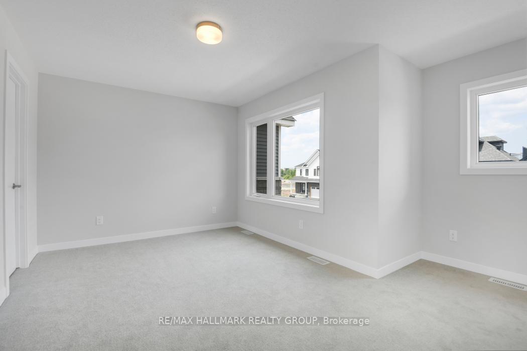 Photo 19 of 163 Conservancy Drive, Ottawa, Barrhaven - Heritage Park — HOMEH