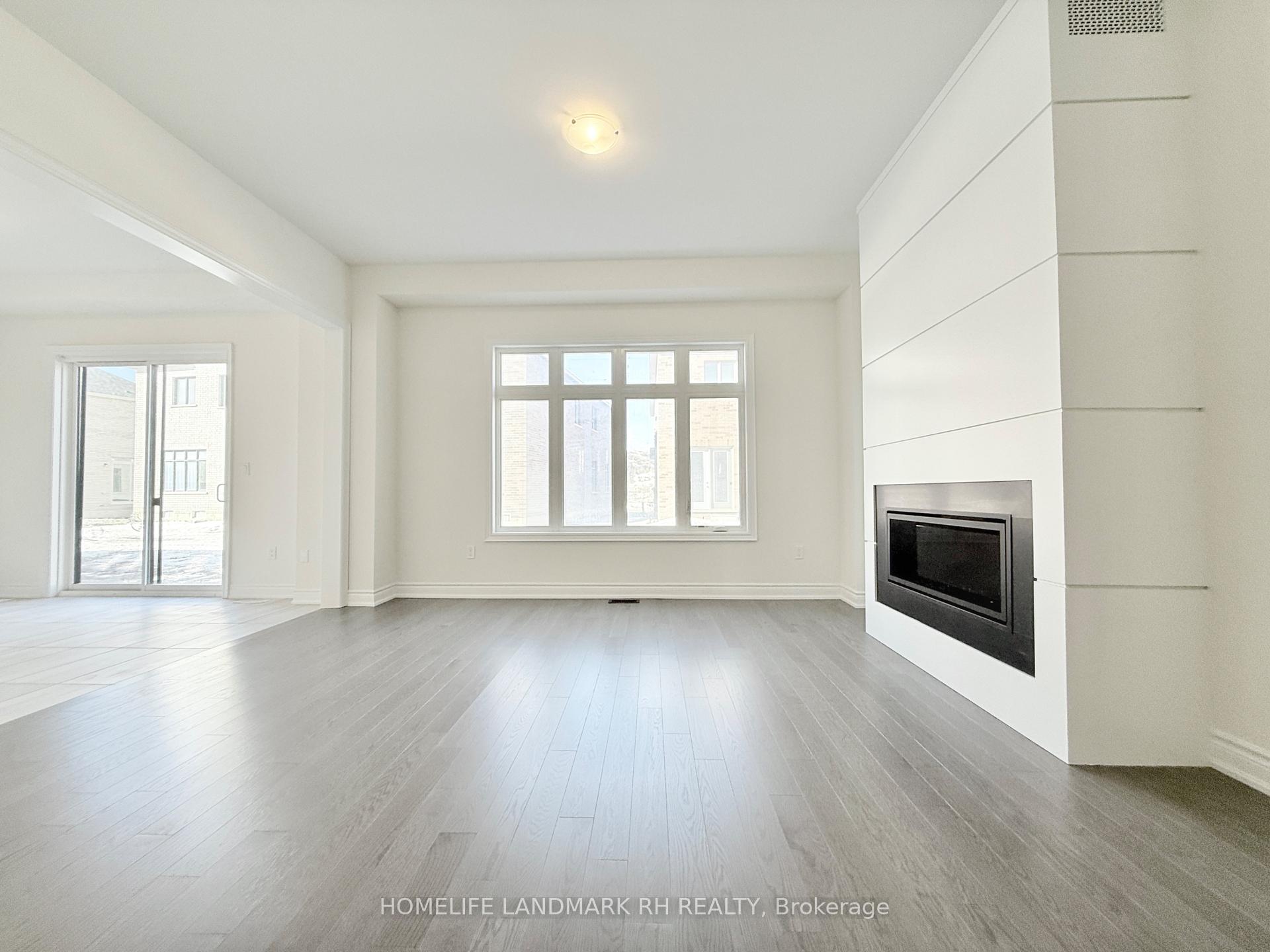 Photo 5 of 18 Lucy Pick Avenue, Markham, Rural Markham — HOMEH