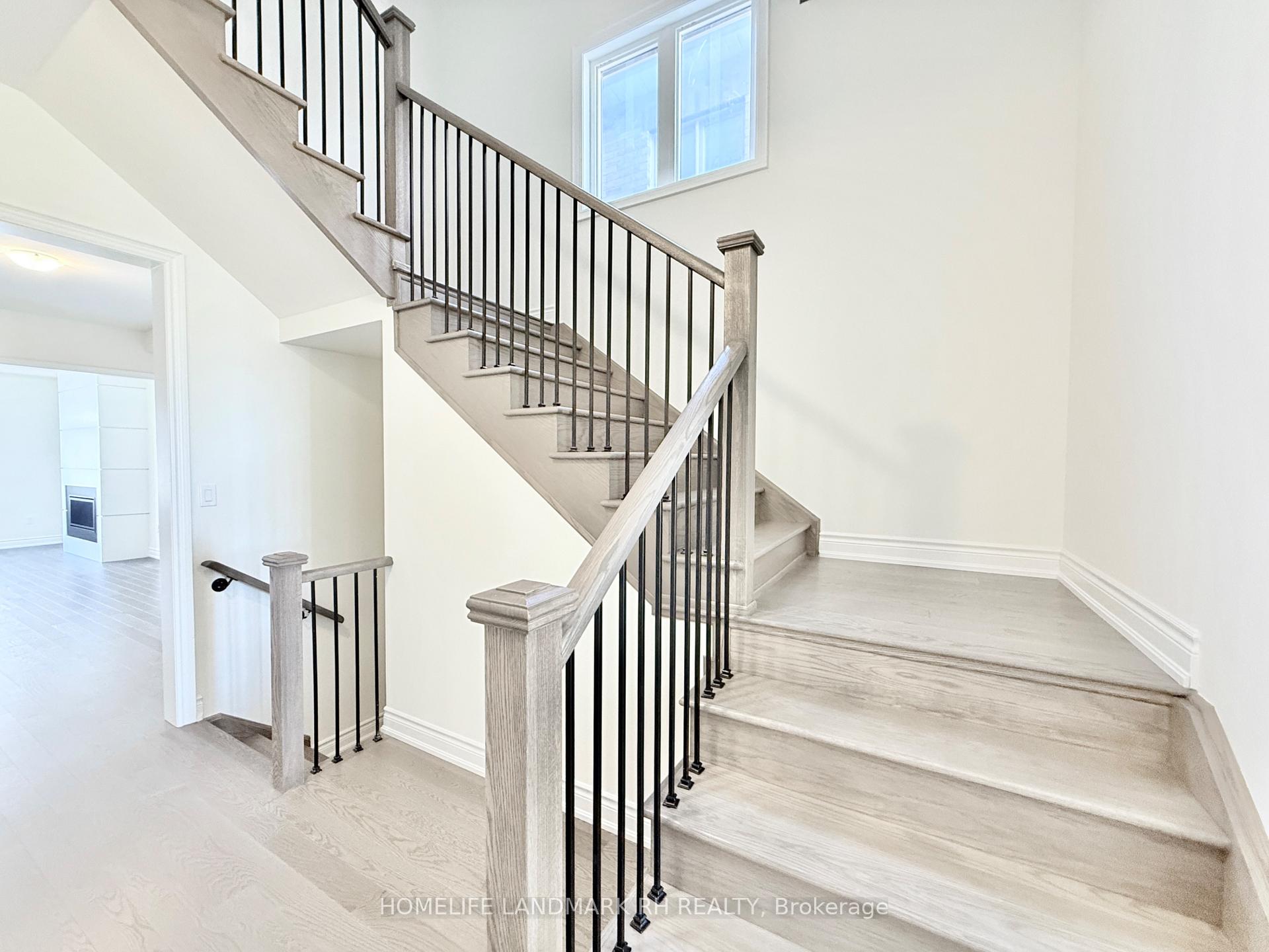 Photo 21 of 18 Lucy Pick Avenue, Markham, Rural Markham — HOMEH