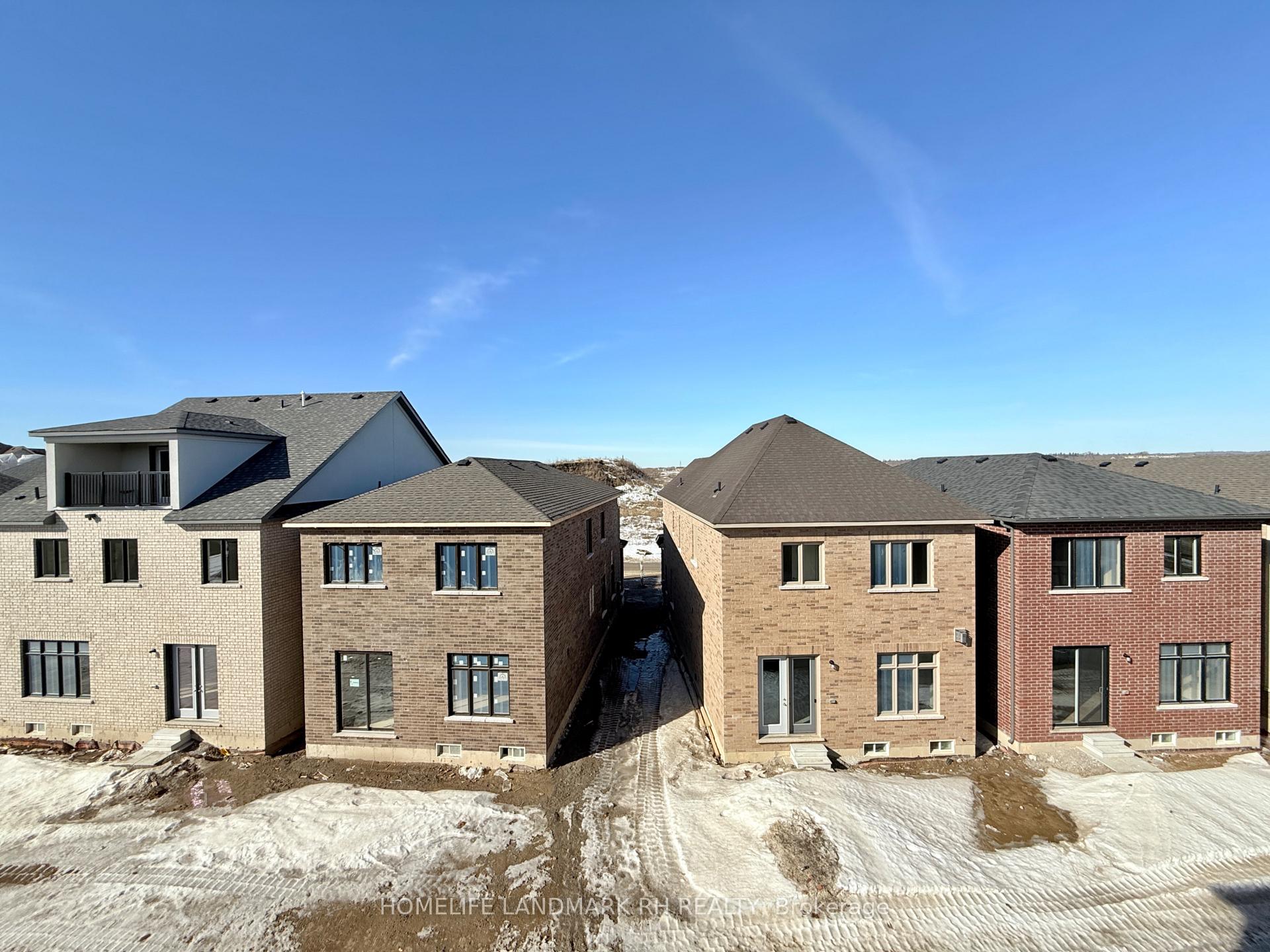 Photo 25 of 18 Lucy Pick Avenue, Markham, Rural Markham — HOMEH
