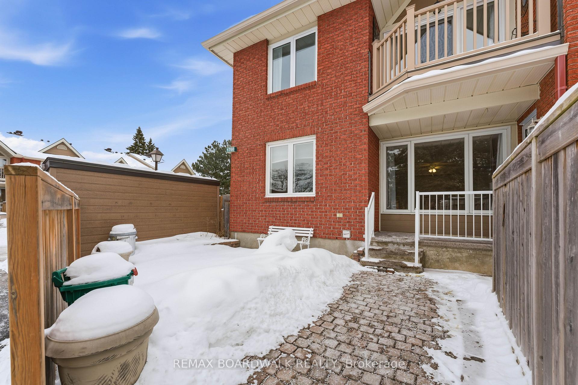Photo 4 of Unit 106, 1760 Cabaret Lane, Ottawa, Fallingbrook/Pineridge — HOMEH