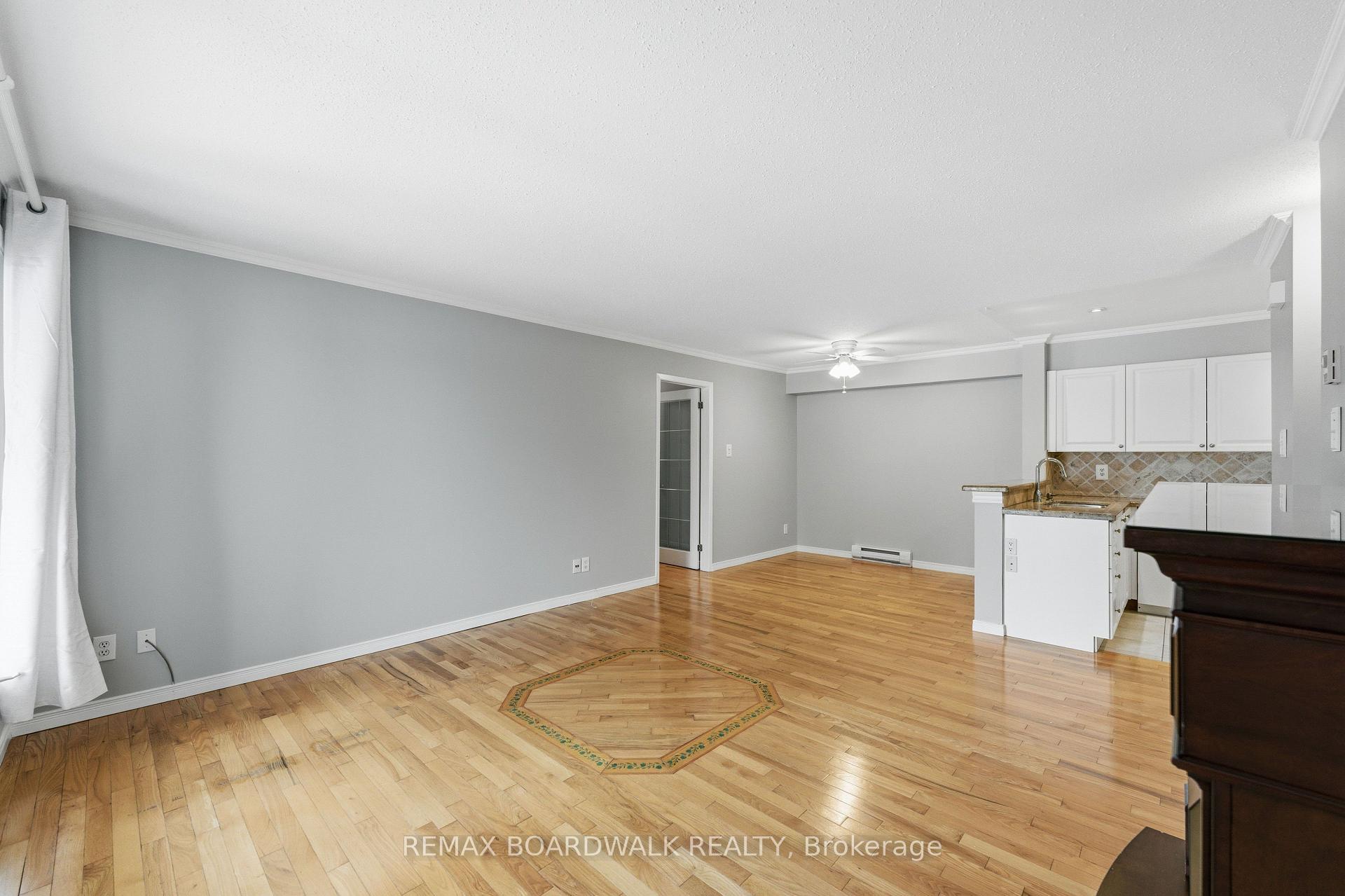 Photo 7 of Unit 106, 1760 Cabaret Lane, Ottawa, Fallingbrook/Pineridge — HOMEH