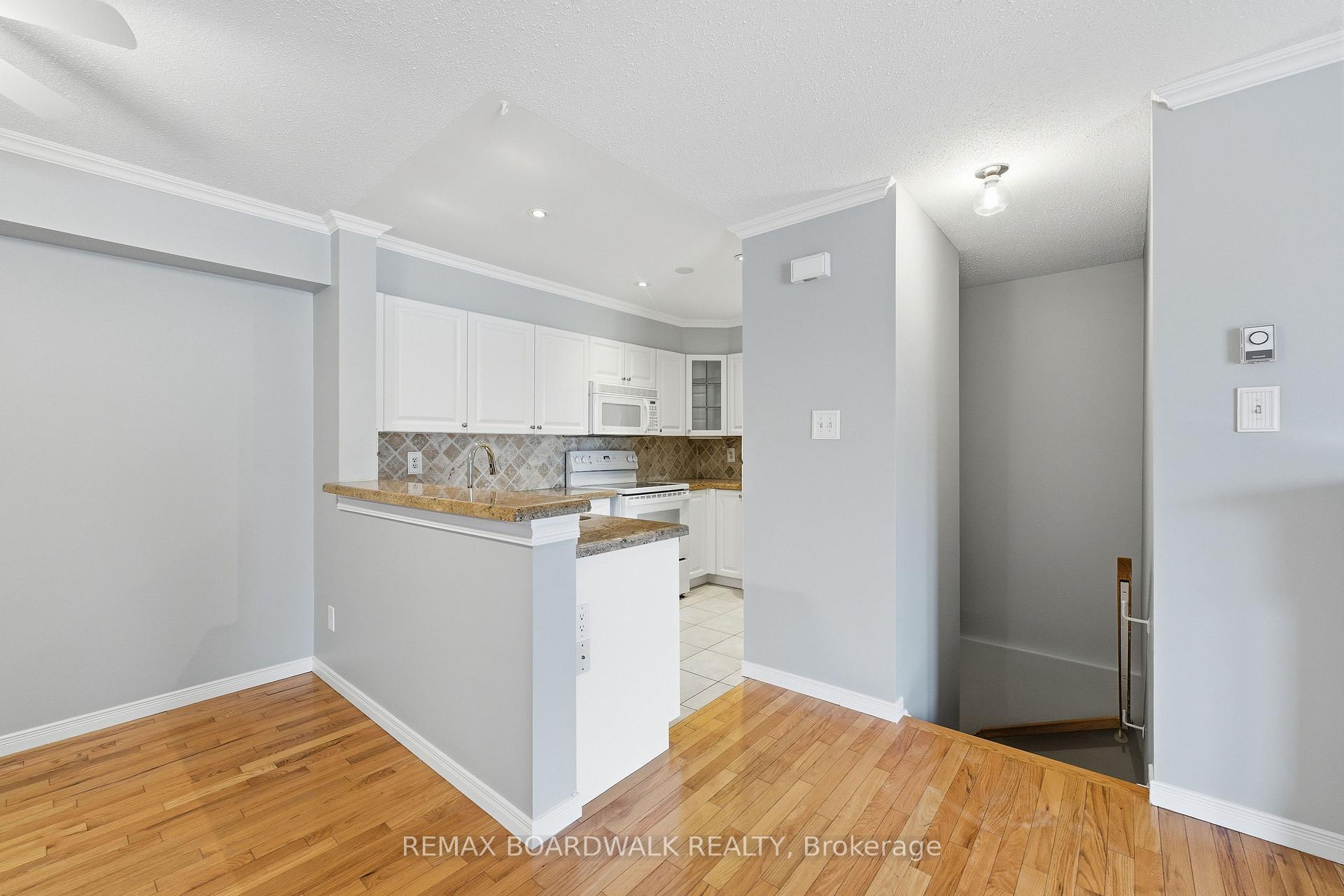 Photo 22 of Unit 106, 1760 Cabaret Lane, Ottawa, Fallingbrook/Pineridge — HOMEH