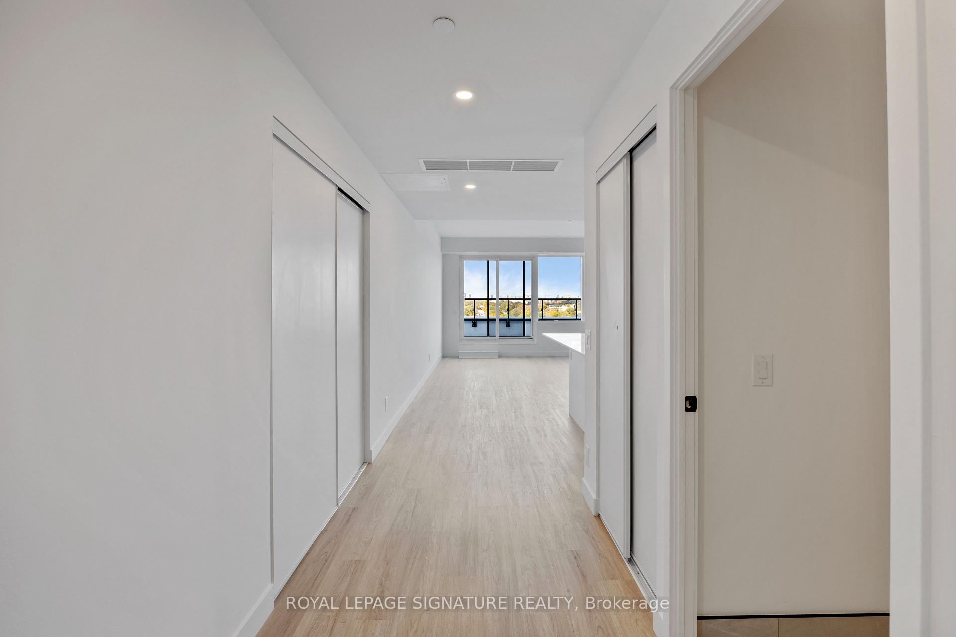Photo 4 of Unit 1412, 1050 Eastern Avenue, Toronto, The Beaches — HOMEH