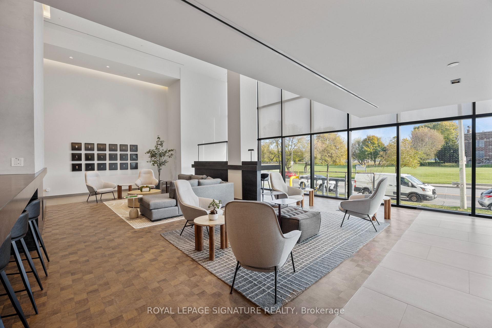 Photo 3 of Unit 1412, 1050 Eastern Avenue, Toronto, The Beaches — HOMEH