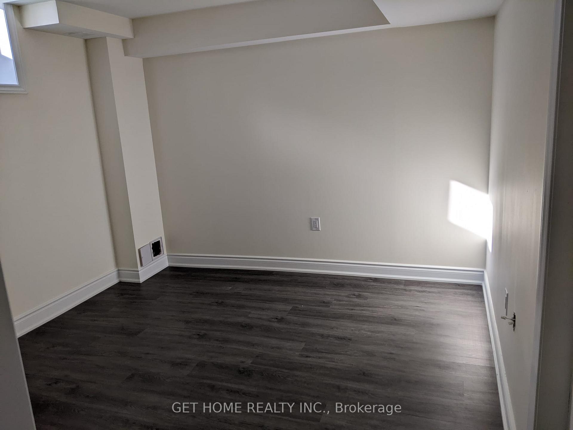 Photo 3 of Unit Bsmt, 190 Thornbush Boulevard, Brampton, Northwest Brampton — HOMEH