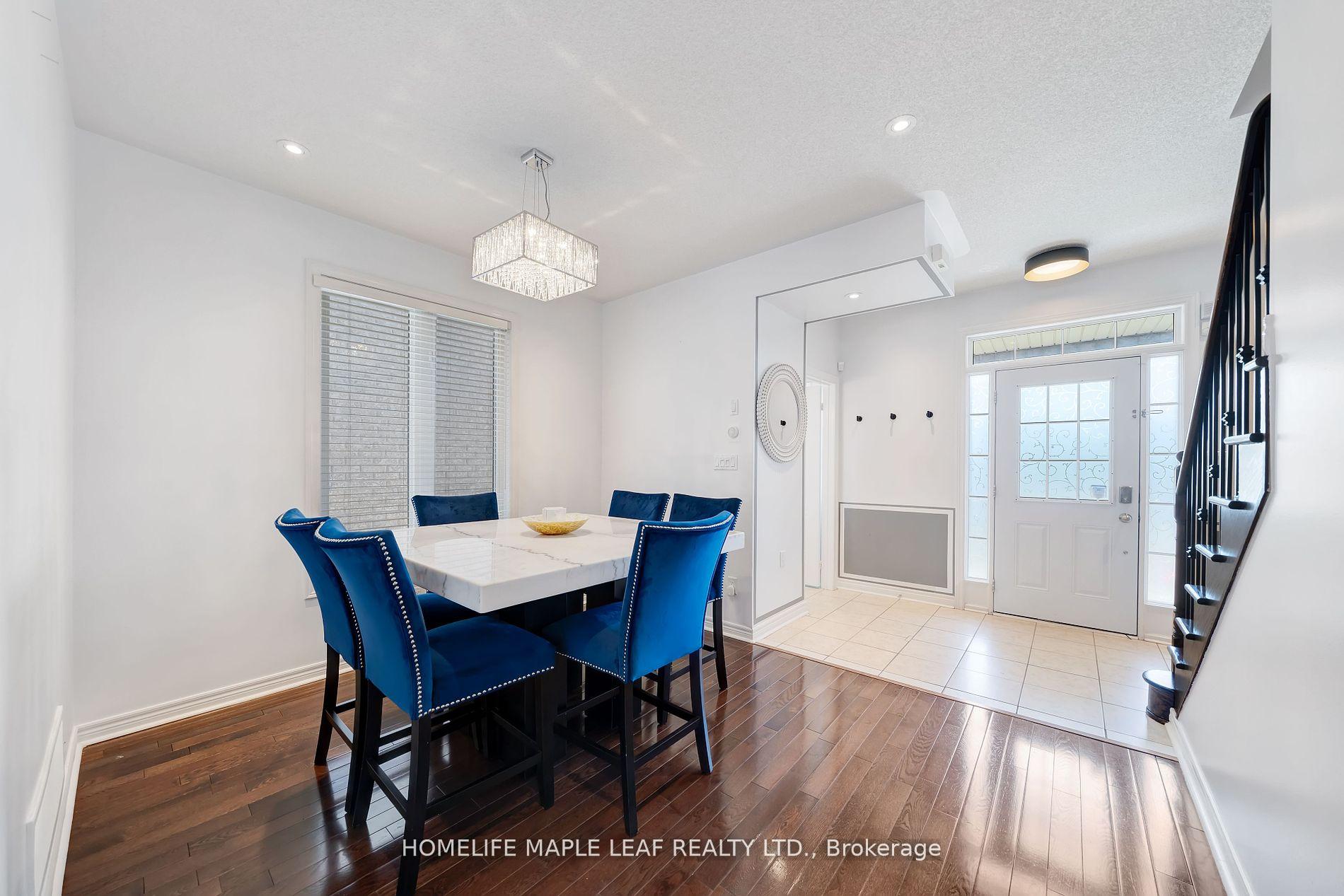Photo 28 of 39 Snapdragon Square, Brampton, Bram East — HOMEH