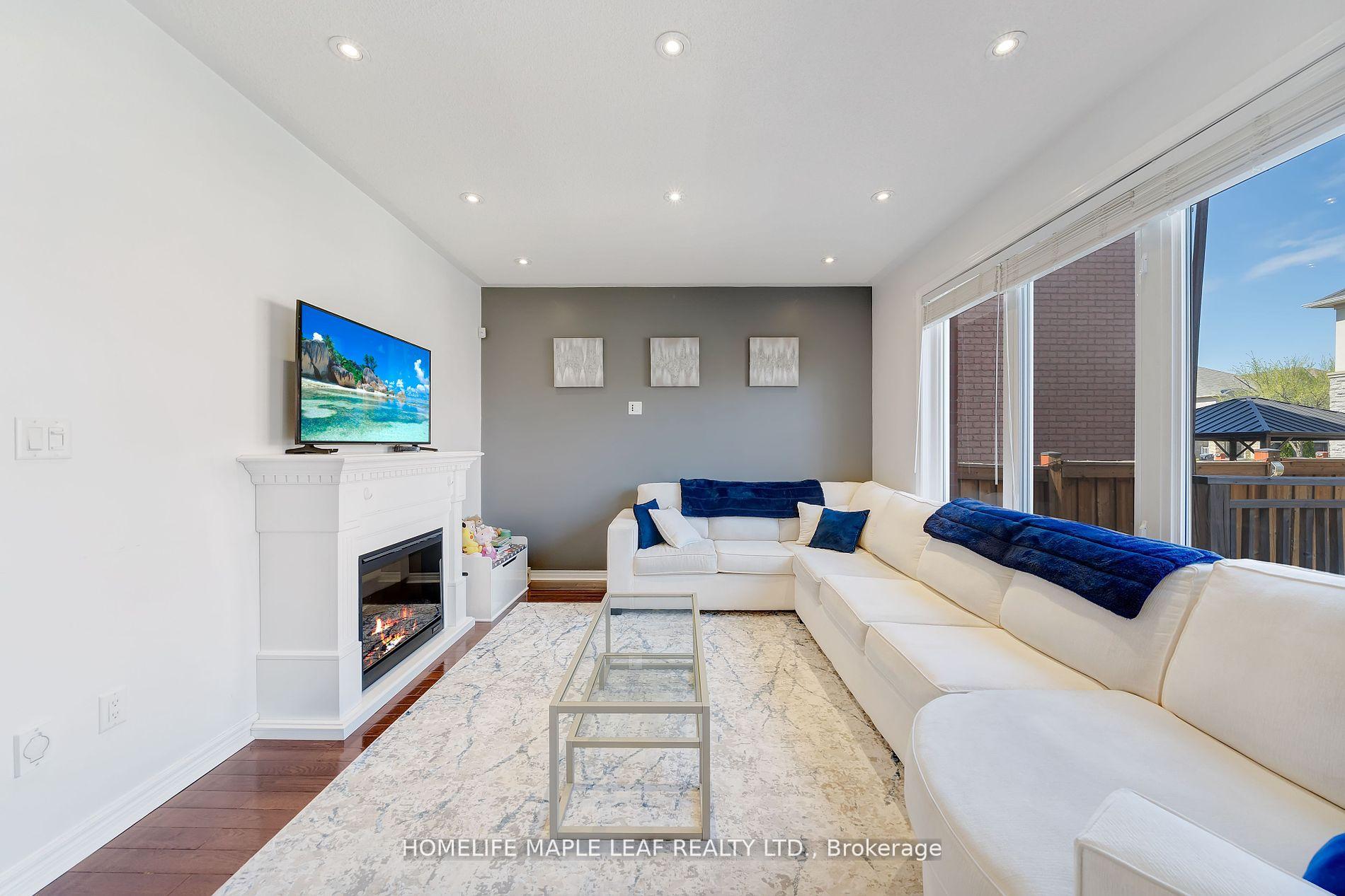 Photo 19 of 39 Snapdragon Square, Brampton, Bram East — HOMEH