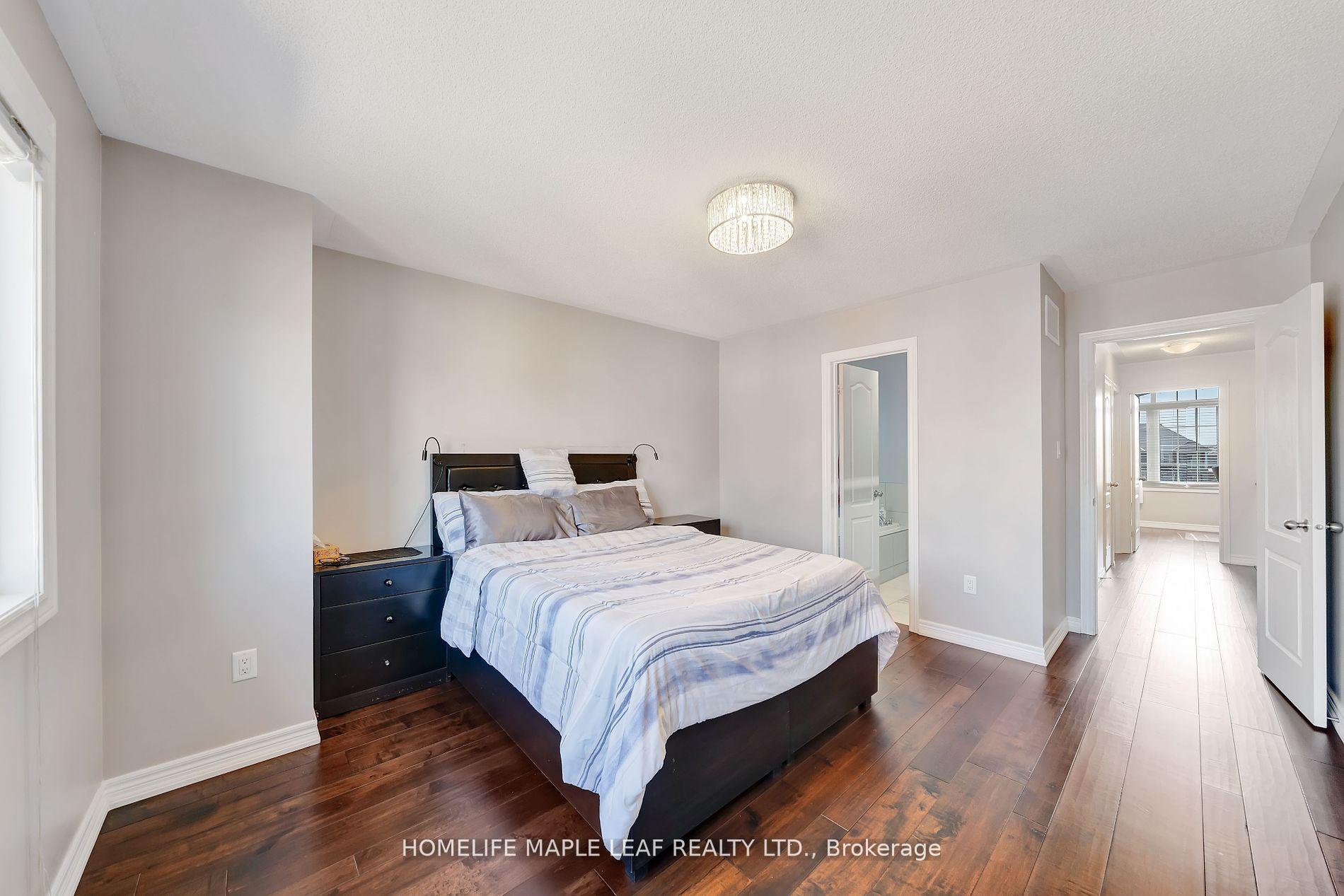 Photo 14 of 39 Snapdragon Square, Brampton, Bram East — HOMEH