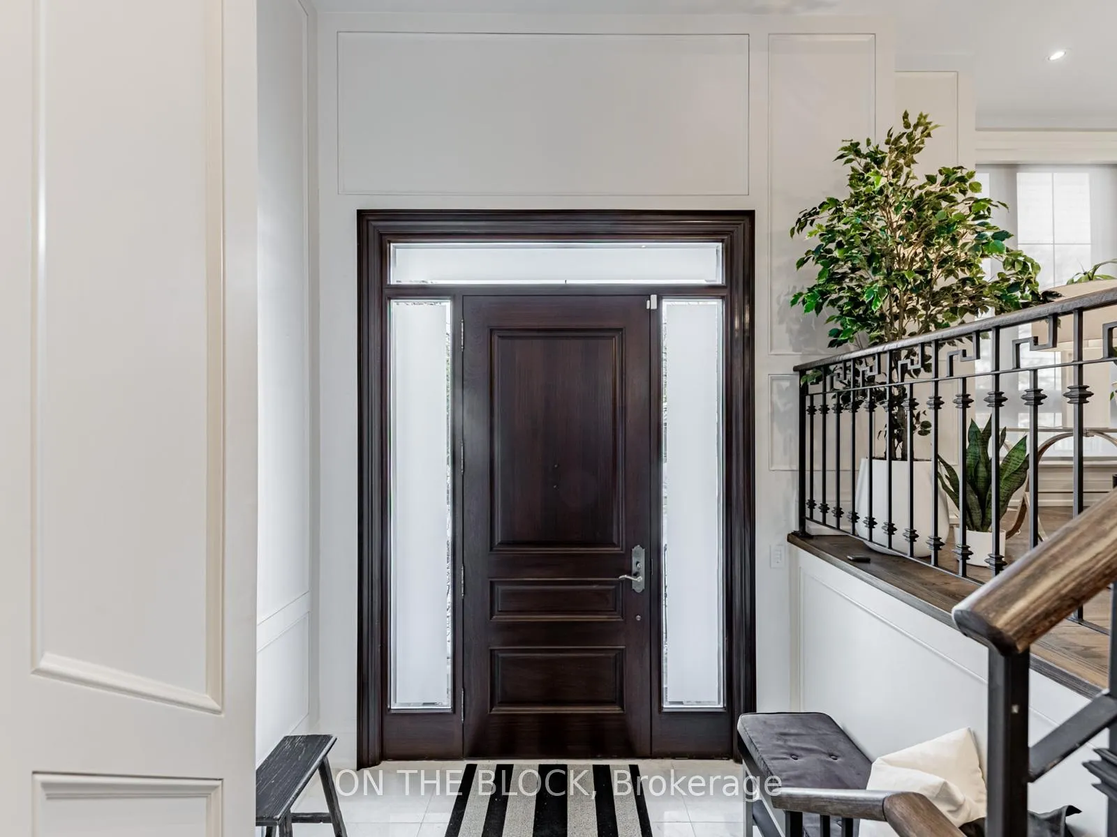 Photo 3 of 225 Joicey Boulevard, Toronto, Bedford Park-Nortown — HOMEH