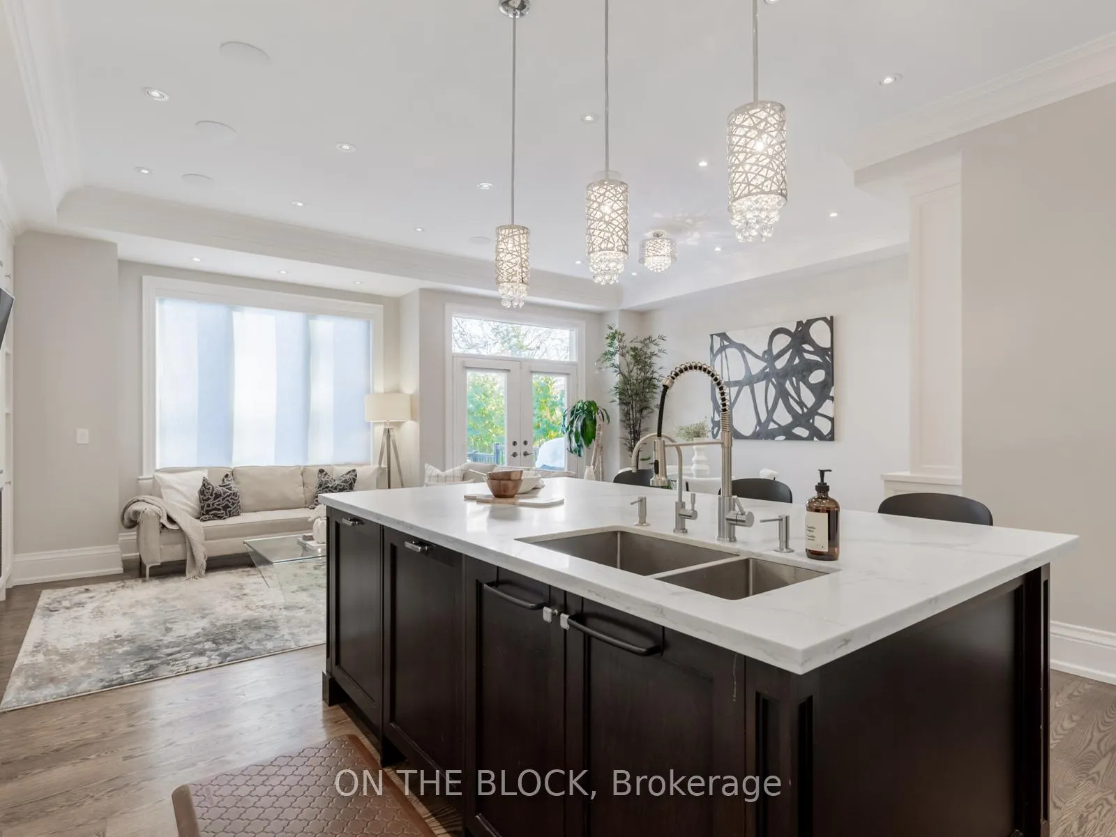 Photo 11 of 225 Joicey Boulevard, Toronto, Bedford Park-Nortown — HOMEH