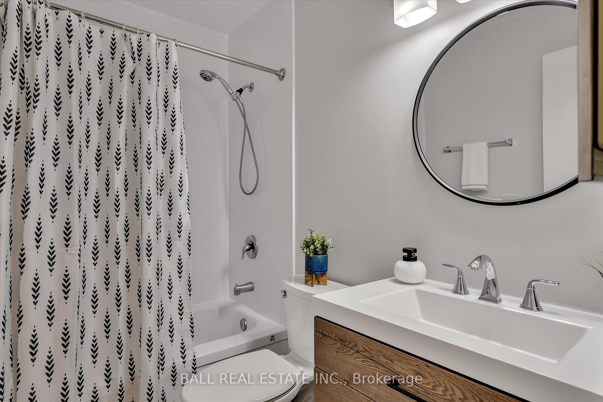 Photo 8 of Unit 304, 1429 Clearview Drive, Peterborough, Monaghan Ward 2 — HOMEH