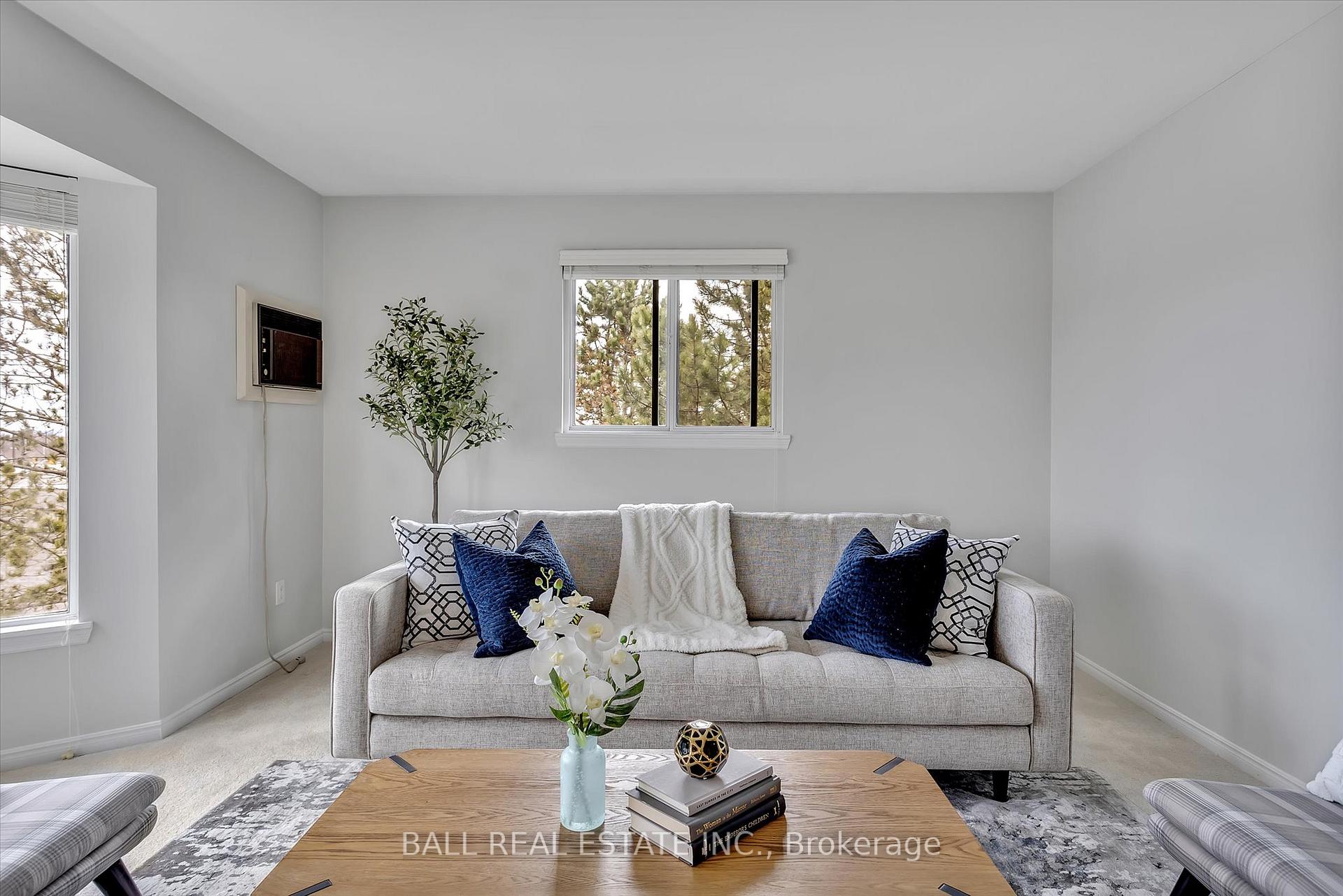 Photo 12 of Unit 304, 1429 Clearview Drive, Peterborough, Monaghan Ward 2 — HOMEH