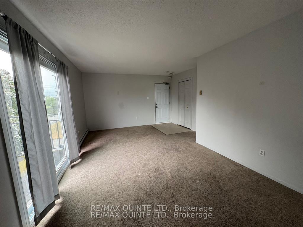 Photo 18 of Unit 5, 29 McNichol Avenue, Quinte West, Trenton Ward — HOMEH
