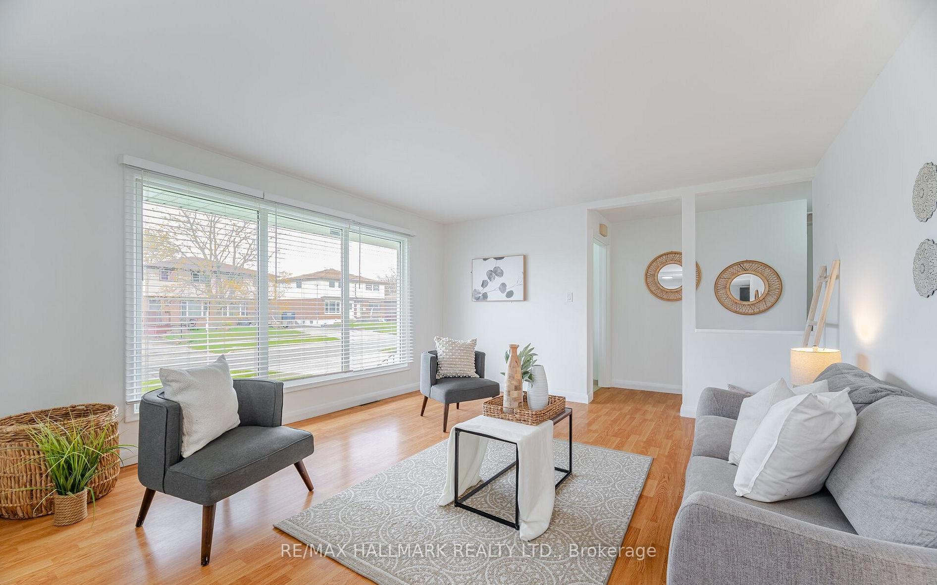 Photo 3 of Unit -MAIN LEVEL, 283 Porter Street, Oshawa, Lakeview — HOMEH