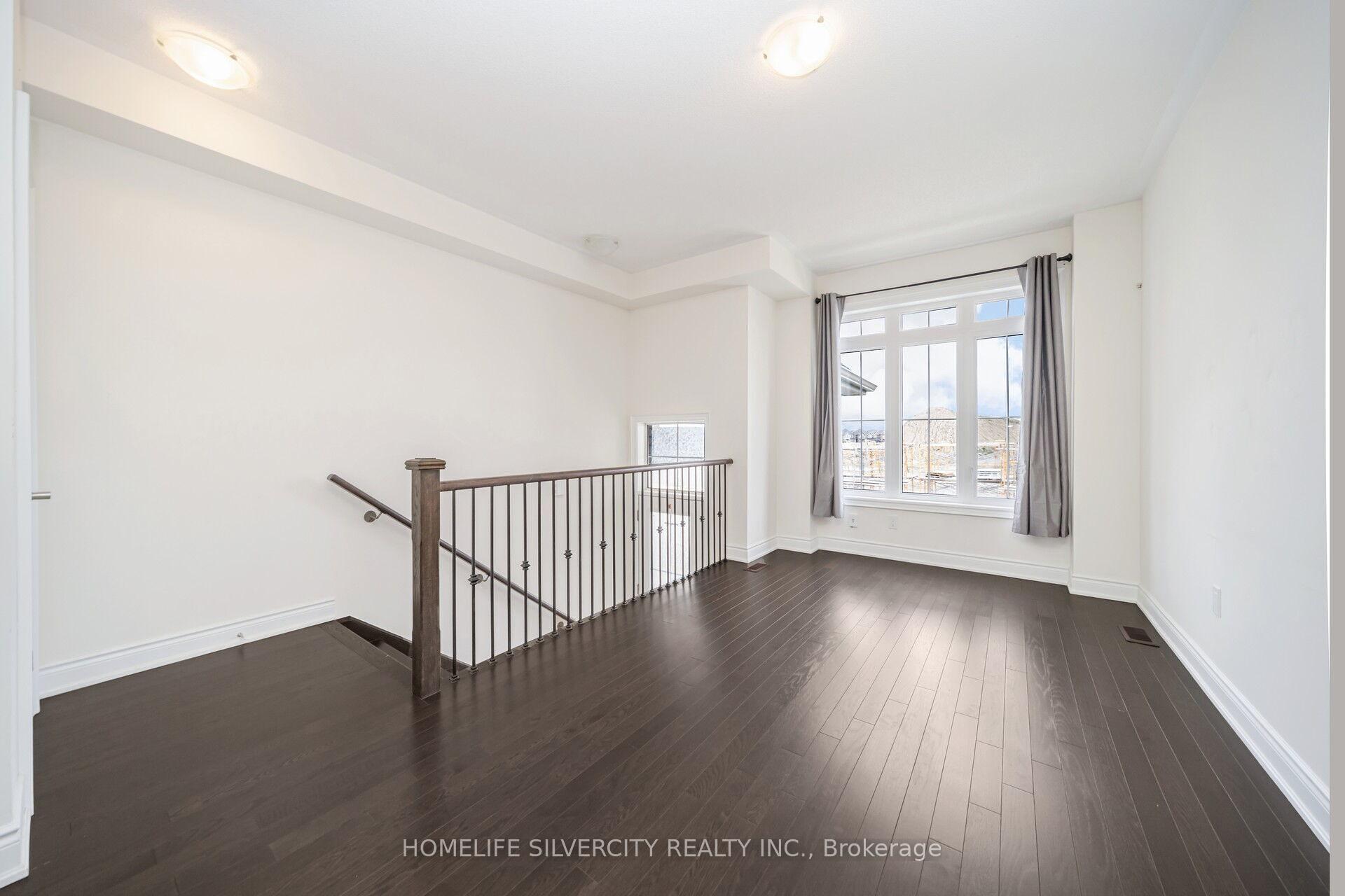 Photo 6 of 349 Inspire Boulevard, Brampton, Sandringham-Wellington North — HOMEH