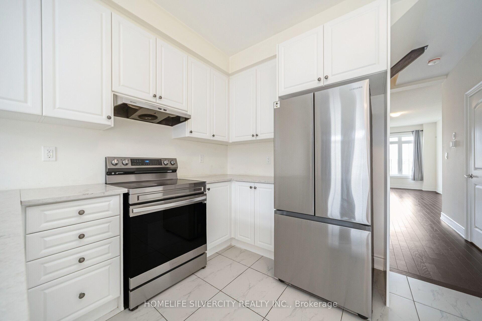 Photo 10 of 349 Inspire Boulevard, Brampton, Sandringham-Wellington North — HOMEH