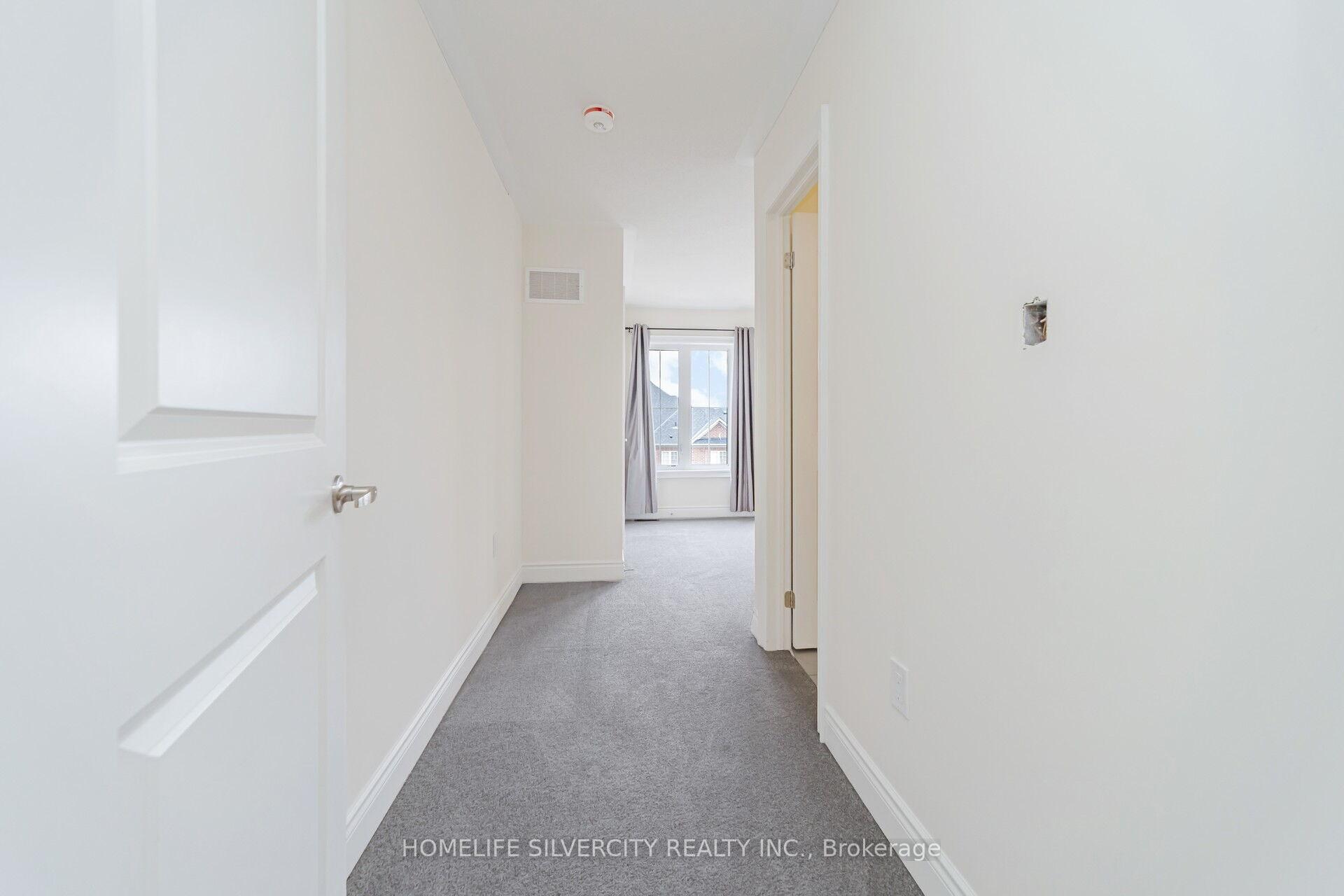 Photo 12 of 349 Inspire Boulevard, Brampton, Sandringham-Wellington North — HOMEH