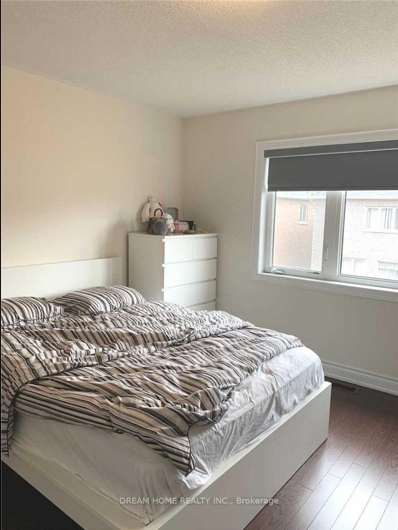 Photo 9 of 88 Mohandas Drive, Markham, Cedarwood — HOMEH