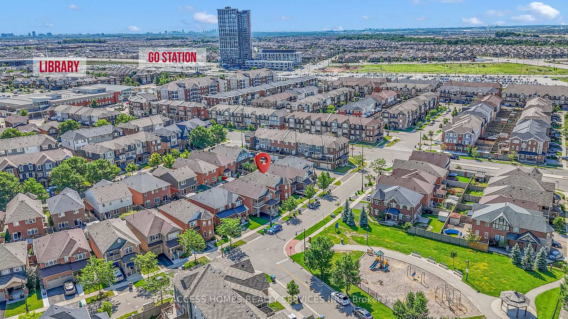 Photo 6 of 71 Haverty Trail, Brampton, Northwest Brampton — HOMEH