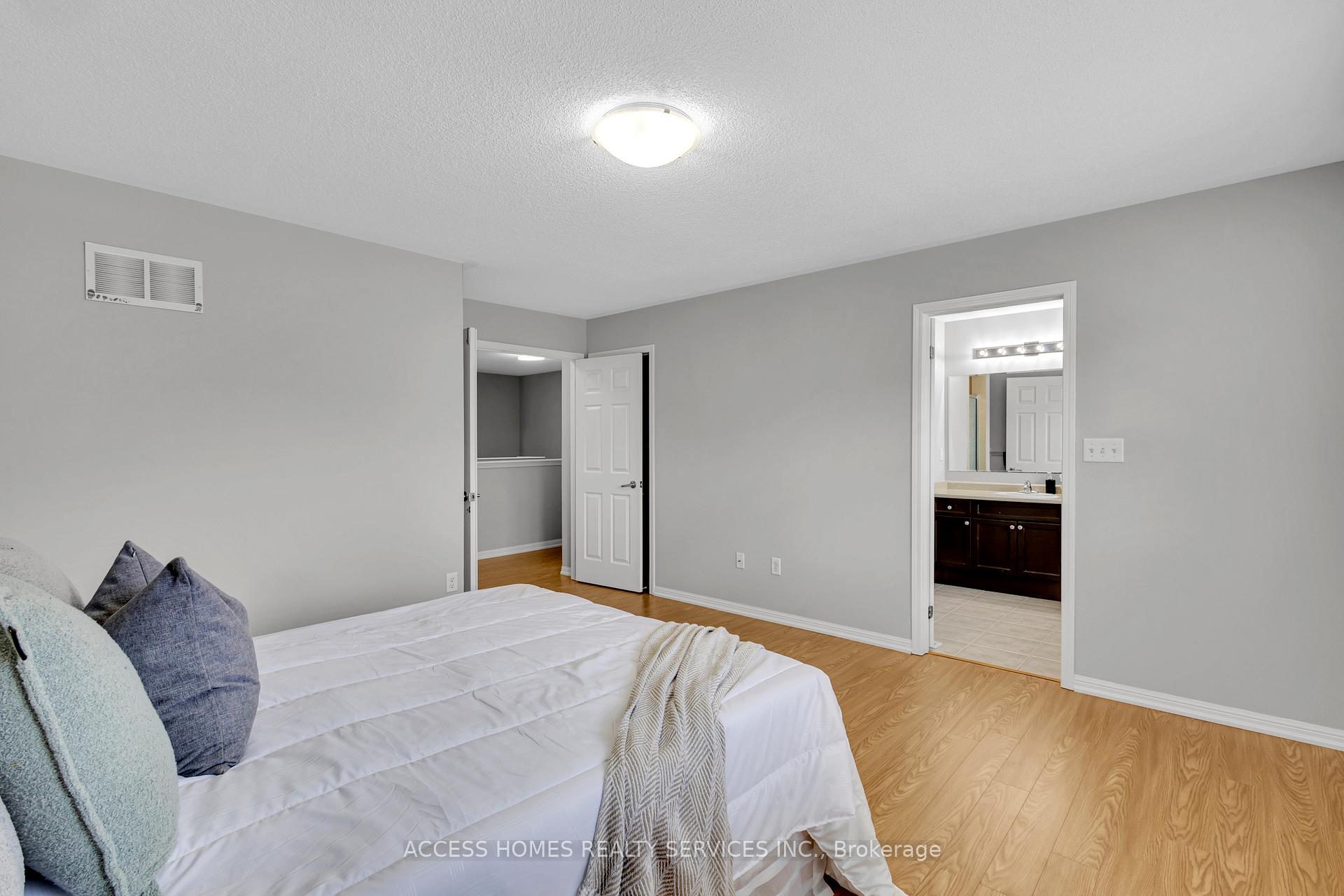 Photo 41 of 71 Haverty Trail, Brampton, Northwest Brampton — HOMEH