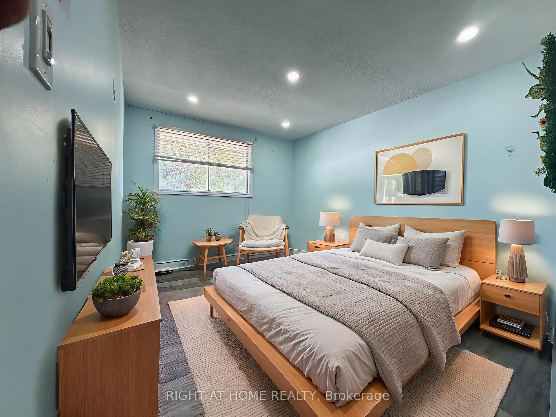 Photo 6 of 380 Christie Street, Grimsby, Grimsby Beach — HOMEH