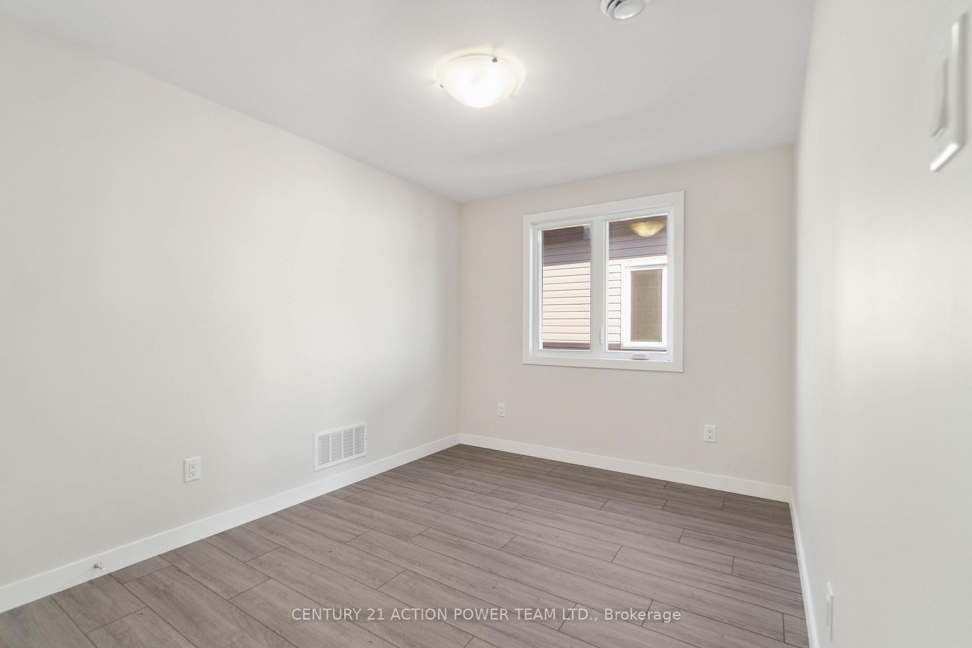 Photo 7 of 358 Hazel Crescent W, The Nation, Limoges — HOMEH