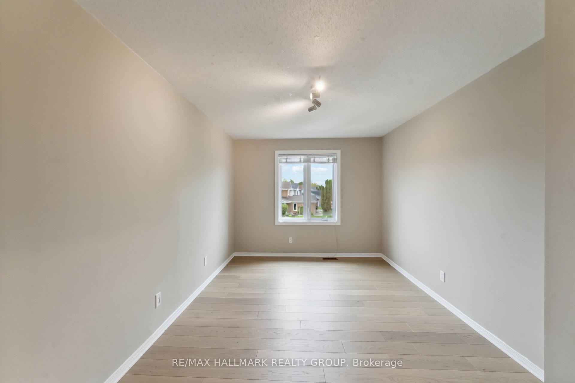 Photo 25 of 2 Maravista Drive, Ottawa, Barrhaven - Cedargrove/Fraserdale — HOMEH